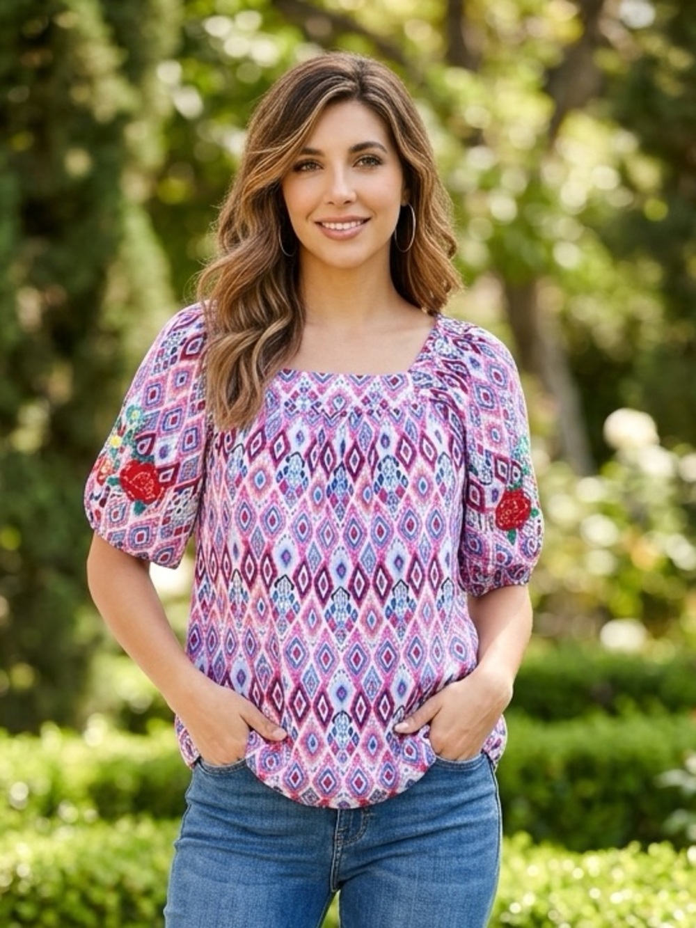 Savanna Jane Embroidered Short Sleeve Top Size Medium